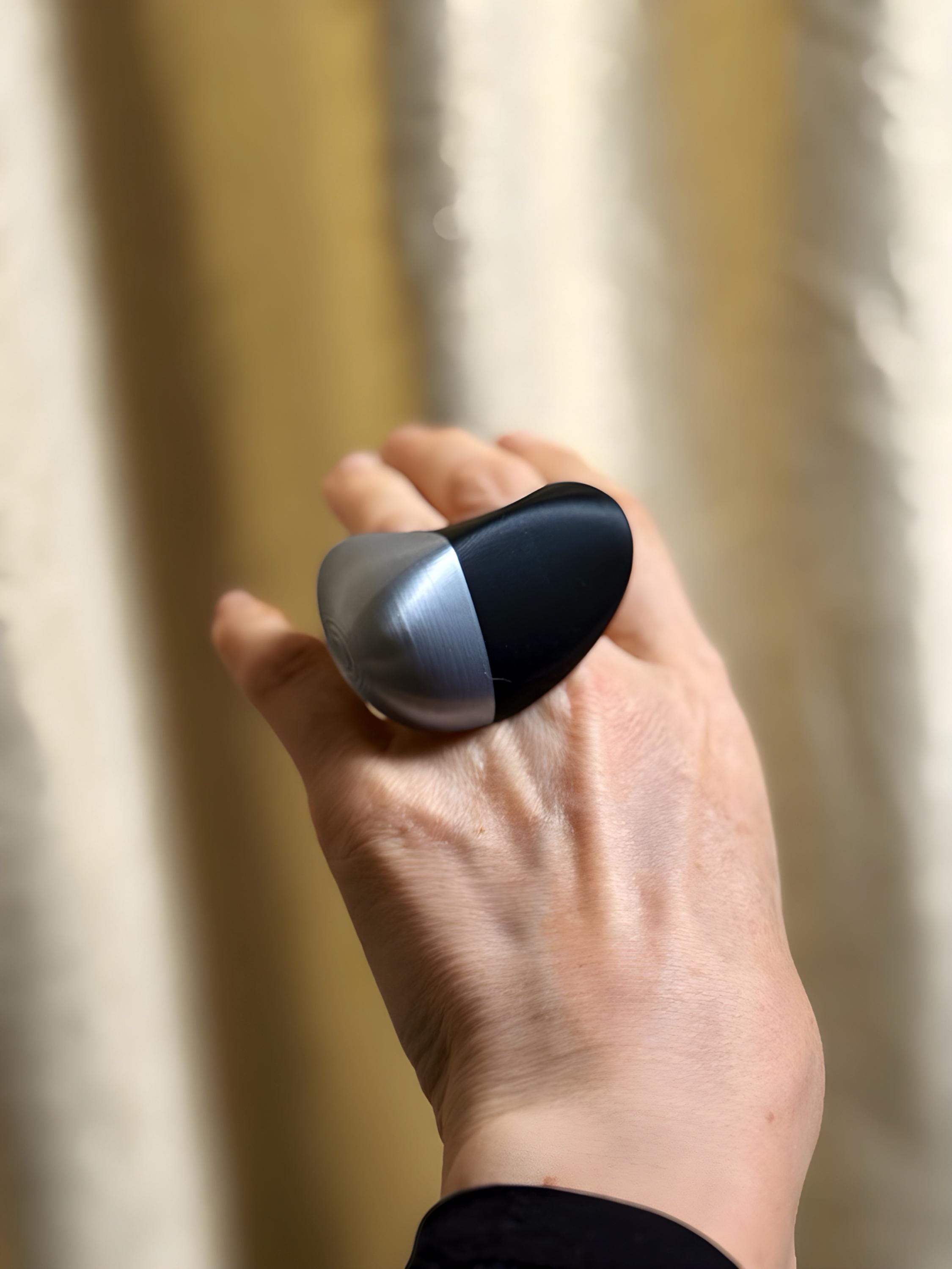  - sustainable bioplastic jewelry - Miette