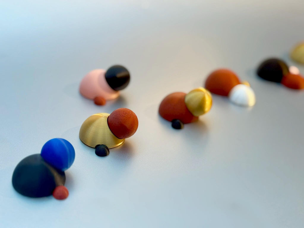  - sustainable bioplastic jewelry - Miette