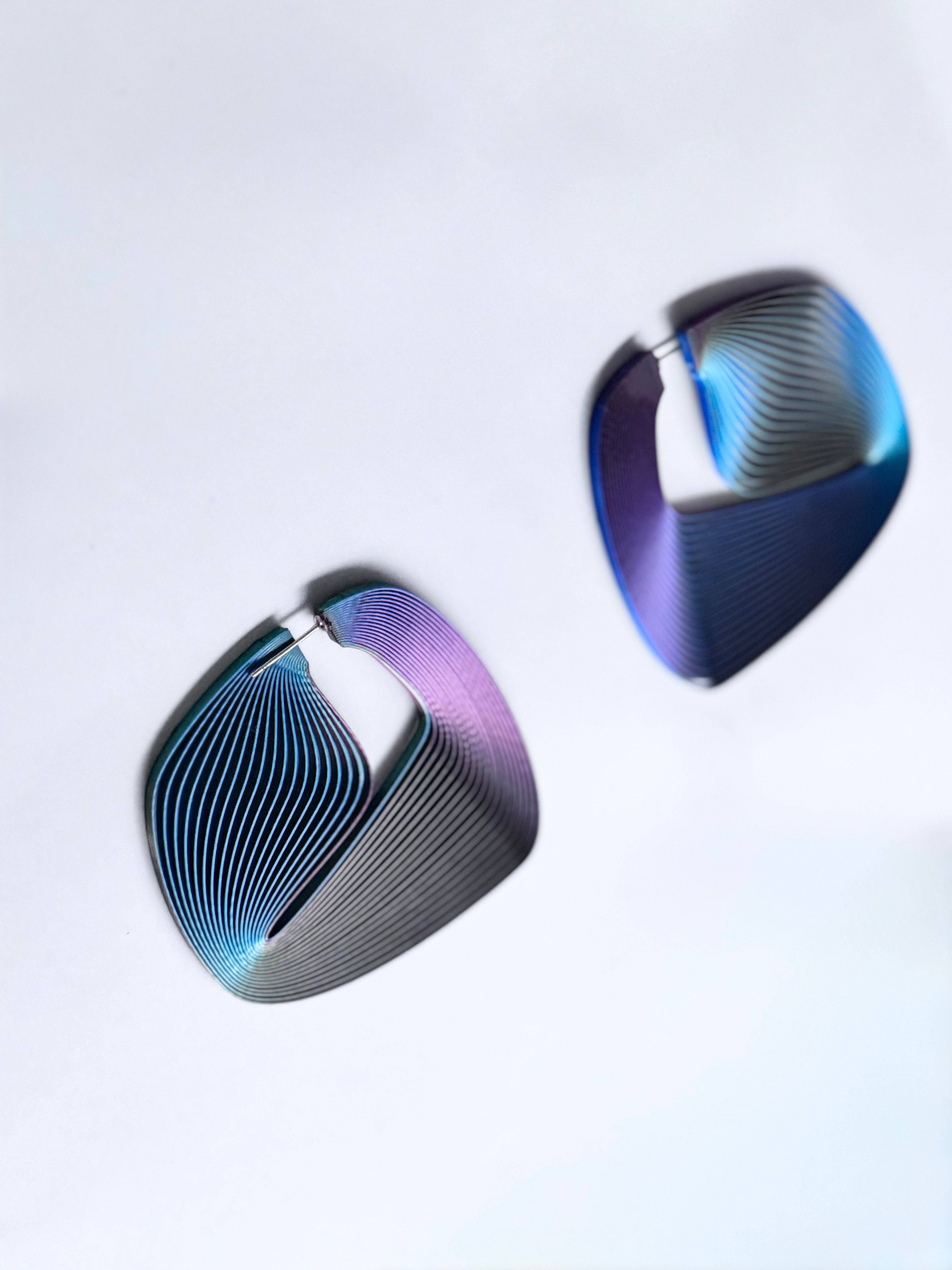 "Circonstances" Hoop Earrings