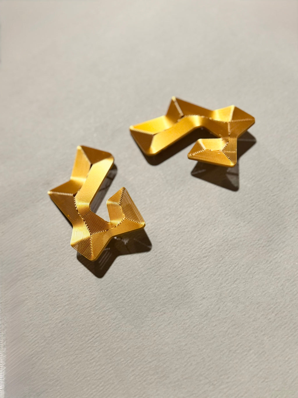 "Course" optical earrings