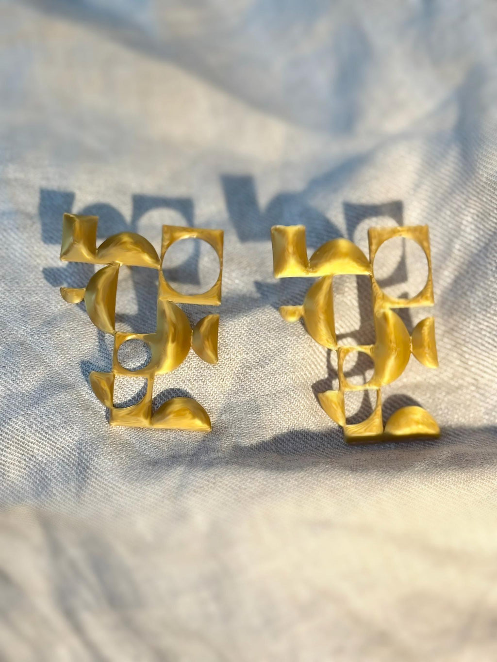  - sustainable bioplastic jewelry - Miette