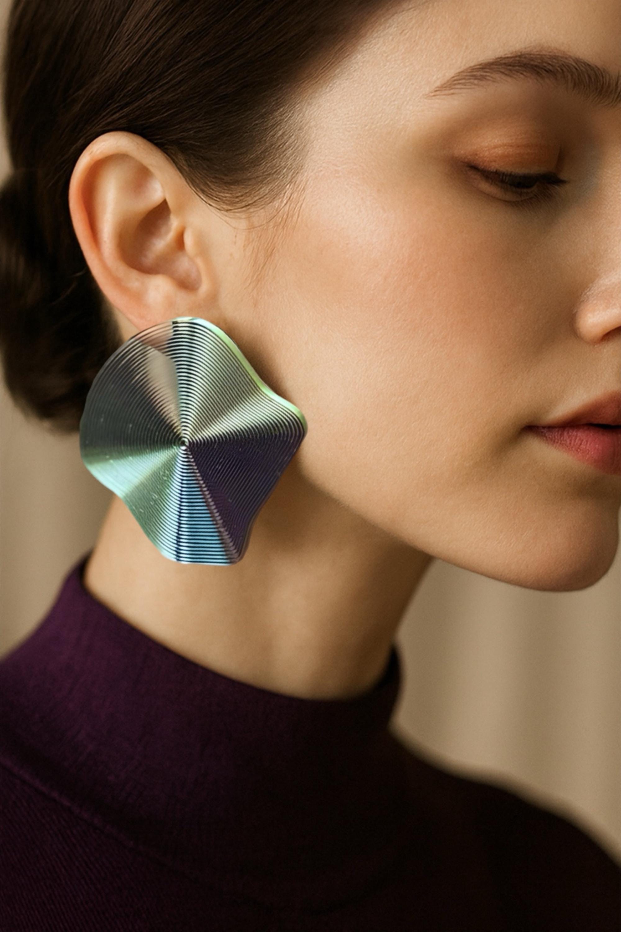 - sustainable bioplastic jewelry - Miette