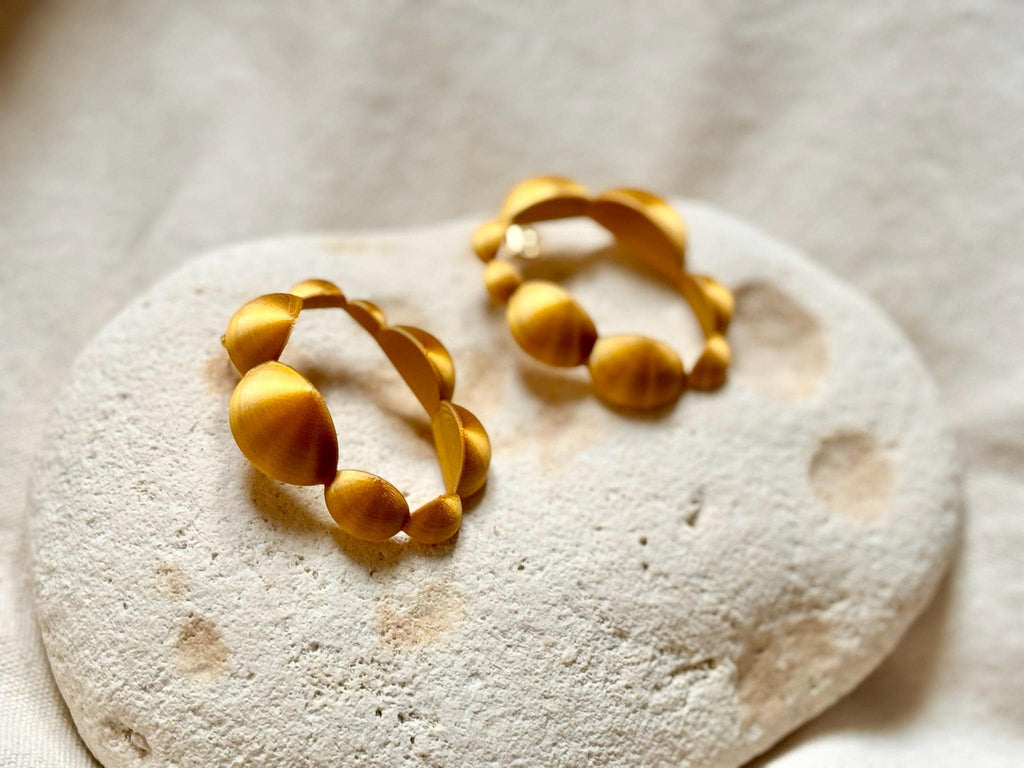  - sustainable bioplastic jewelry - Miette