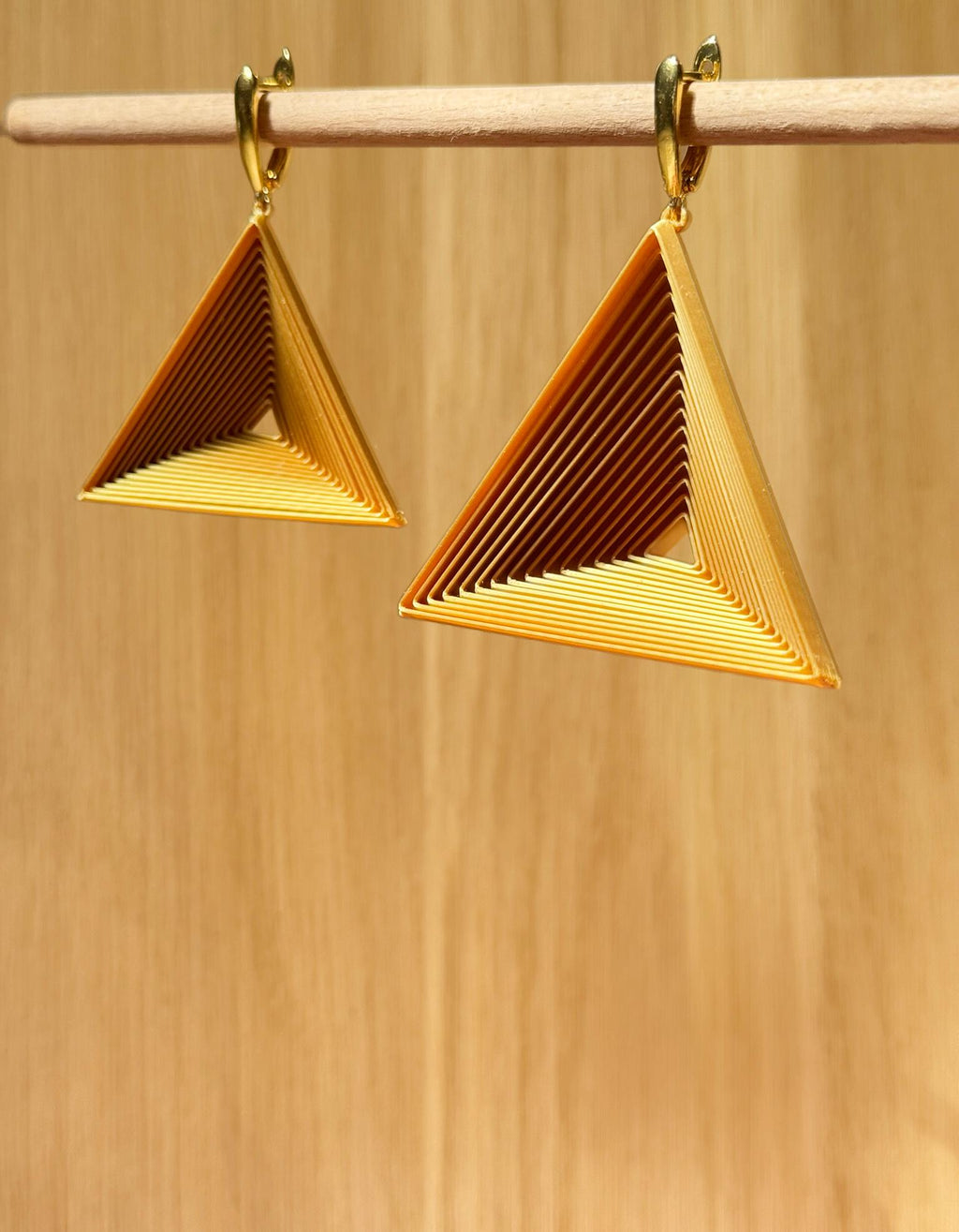  - sustainable bioplastic jewelry - Miette