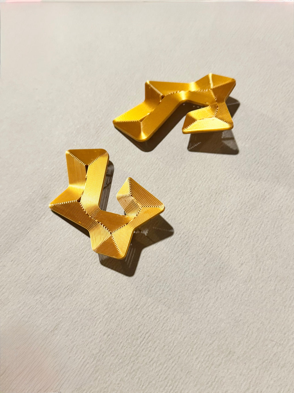 "Course" optical earrings