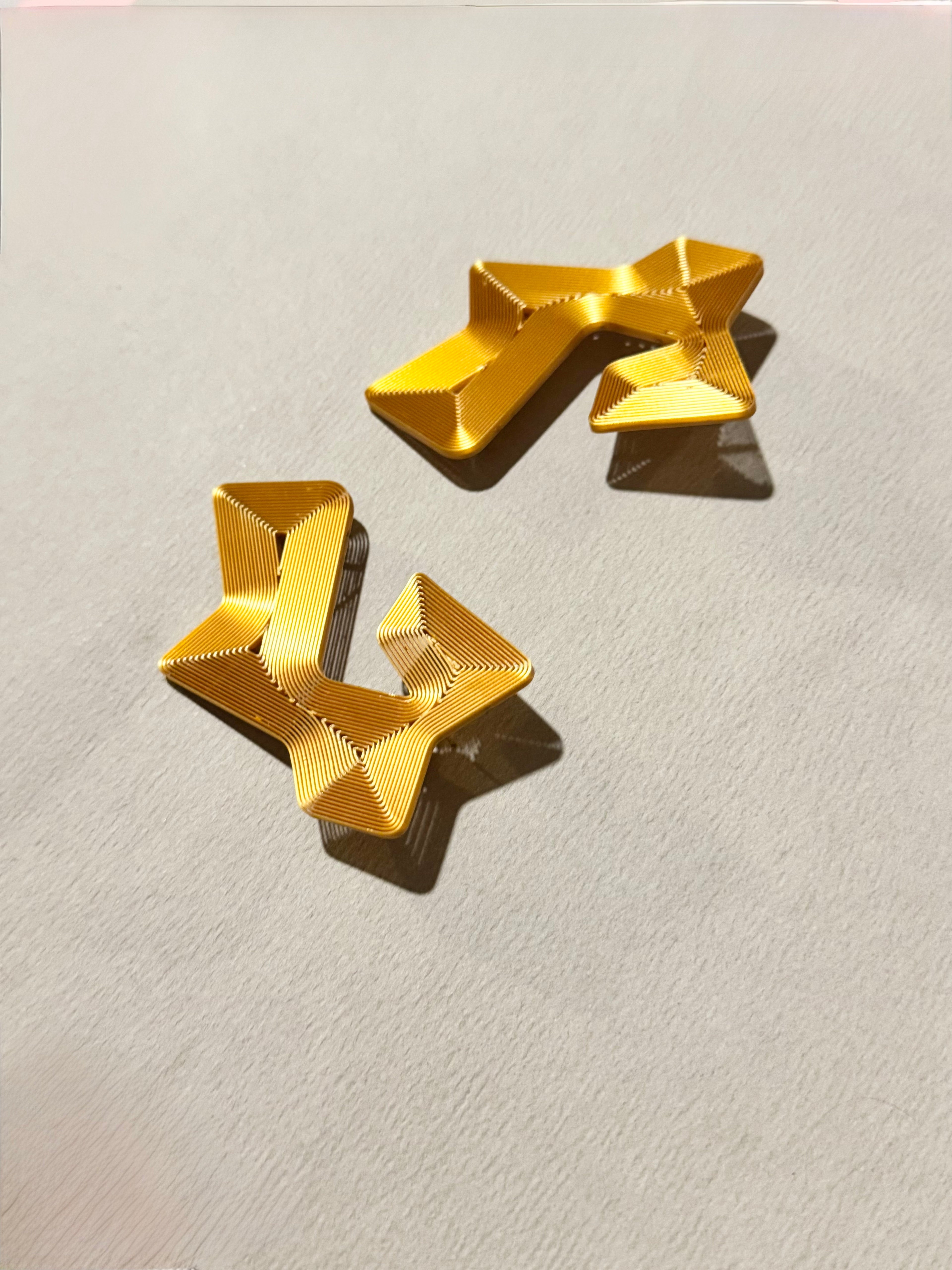 "Course" optical earrings