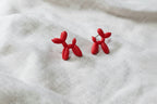 Les boucles d’oreilles le chien par miette en bioplastique 