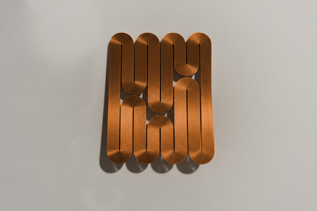 miette art earrings NENE linear copper color light weight iridescent