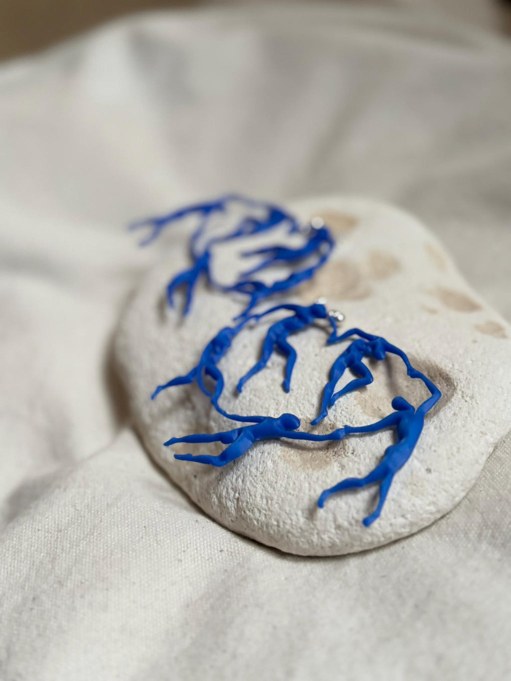  Matisse La danse earrings- sustainable bioplastic jewelry - Miette