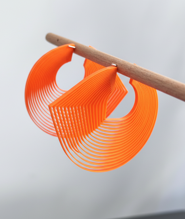 Créoles orange légères unique design miette