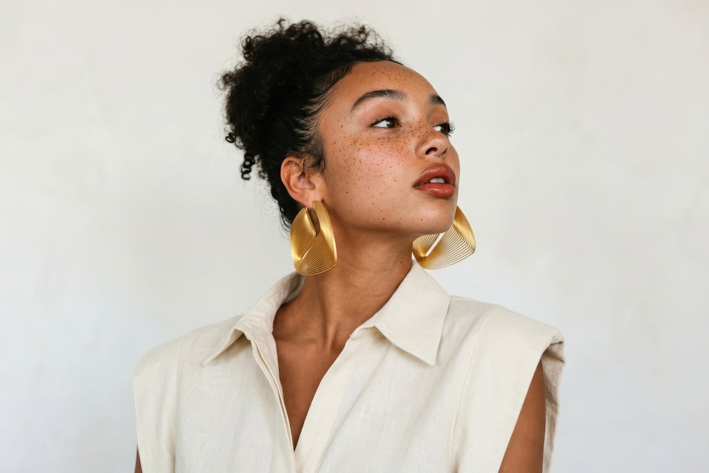"Circonstances" Hoop Earrings